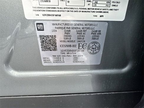 Used 2025 Cadillac XT4 Premium Luxury image 35