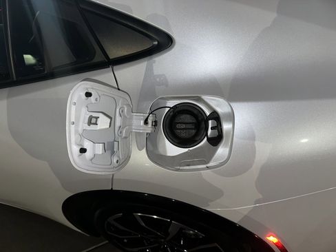 Used 2024 Toyota Prius Prime image 27