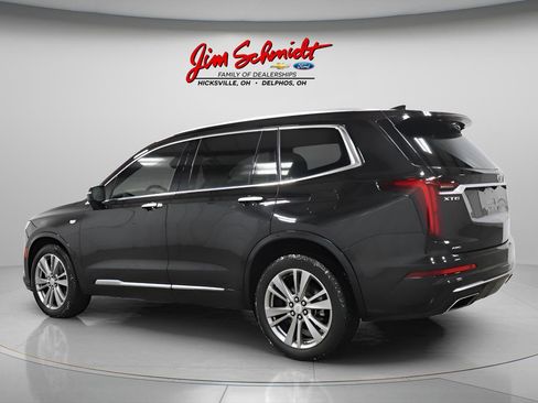 Used 2024 Cadillac XT6 Premium Luxury image 4