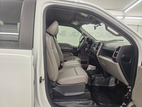 Used 2022 Ford F250 XL w/ Power Equipment Group RWD image 15