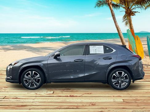 Used 2025 Lexus UX 300h AWD w/ Cold Area Package image 3