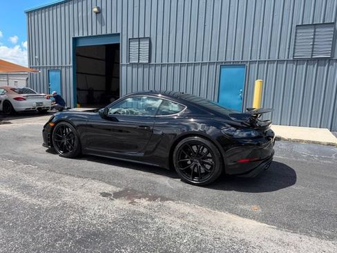 Used 2020 Porsche 718 Cayman GT4 RWD image 78