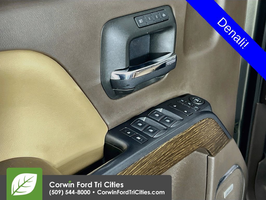 Used 2018 GMC Sierra 1500 Denali w/ Denali Ultimate Package AWD/4WD image 11