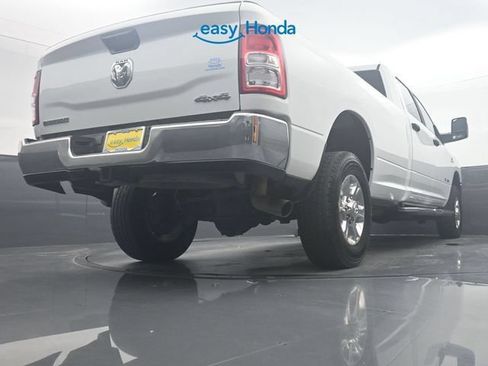 Used 2024 RAM 2500 Big Horn AWD/4WD image 32