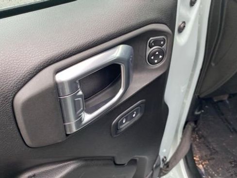 Used 2023 Jeep Wrangler Sport S w/ Cold Weather Group image 15