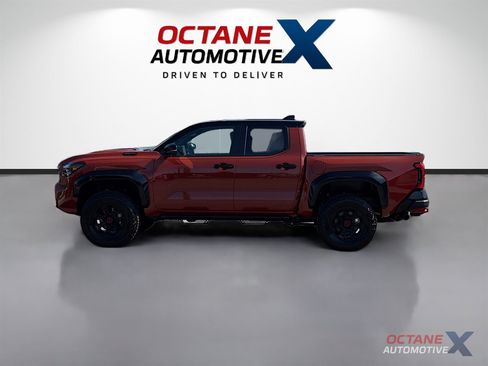 Used 2024 Toyota Tacoma TRD Pro AWD/4WD image 4