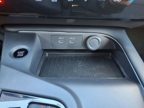 New 2026 Nissan Sentra SR w/ SR Premium Package FWD image 27