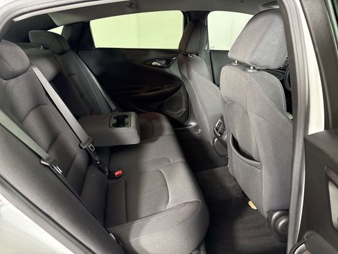 Used 2023 Chevrolet Malibu LT FWD image 21