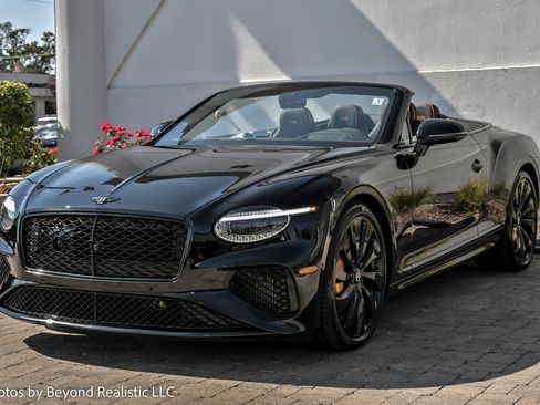 New 2025 Bentley Continental GTC image 2