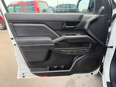 Used 2024 Toyota Tacoma SR RWD image 8