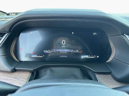 Used 2022 Jeep Grand Cherokee Summit w/ Luxury Tech Group V image 14