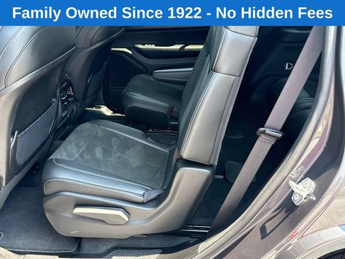Used 2025 Jeep Grand Cherokee L Laredo AWD/4WD image 21