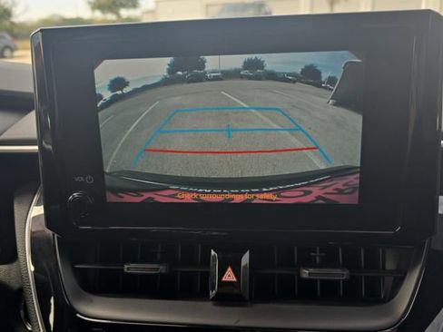 Certified 2025 Toyota Corolla SE image 22