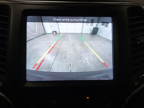 Used 2022 Jeep Cherokee Latitude Lux image 36