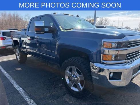 Used 2016 Chevrolet Silverado 2500 LTZ w/ LTZ Plus Package image 2