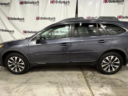 Used 2016 Subaru Outback 3.6R Limited AWD/4WD image 2