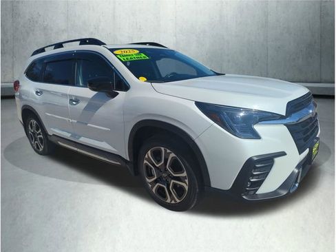 Used 2025 Subaru Ascent Touring AWD/4WD image 9