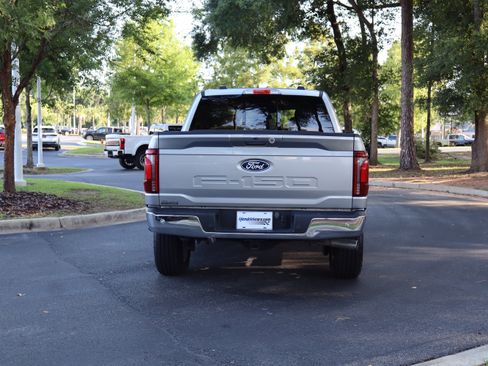 Used 2024 Ford F150 Lariat w/ Equipment Group 502A High AWD/4WD image 8