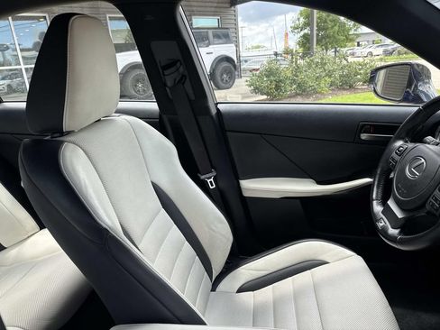 Used 2022 Lexus IS 350 F Sport RWD image 15