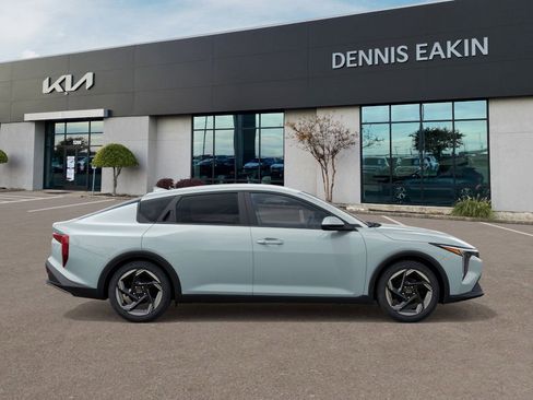 New 2026 Kia K4 EX image 7