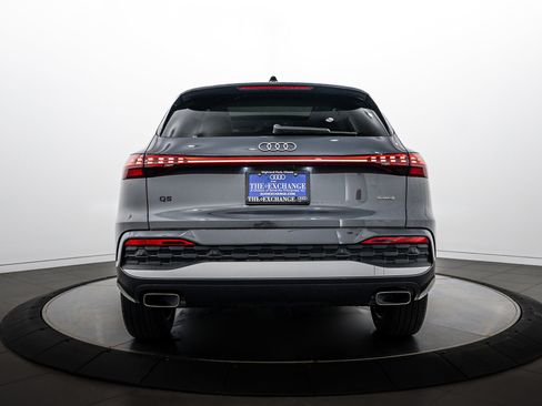 Used 2025 Audi Q5 Premium Plus w/ Premium Plus AWD/4WD image 21