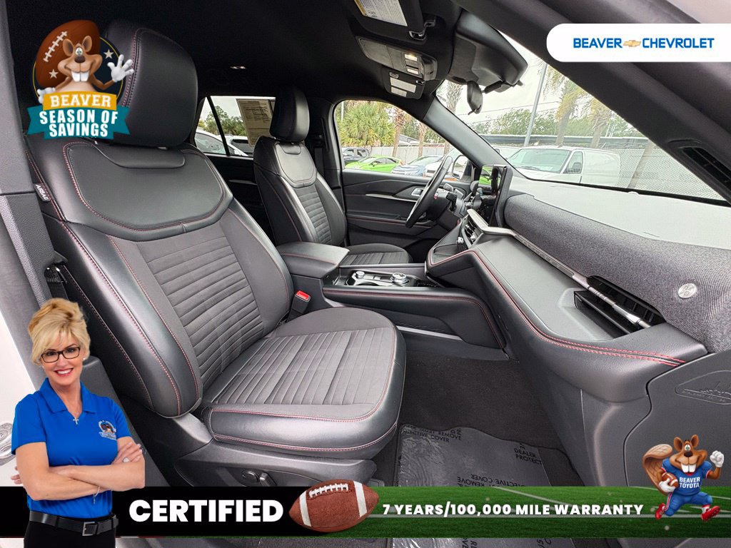Used 2025 Ford Explorer ST-Line AWD/4WD image 29