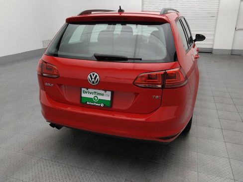 Used 2016 Volkswagen Golf S image 7