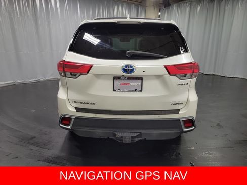 Used 2018 Toyota Highlander Limited Platinum AWD/4WD image 7
