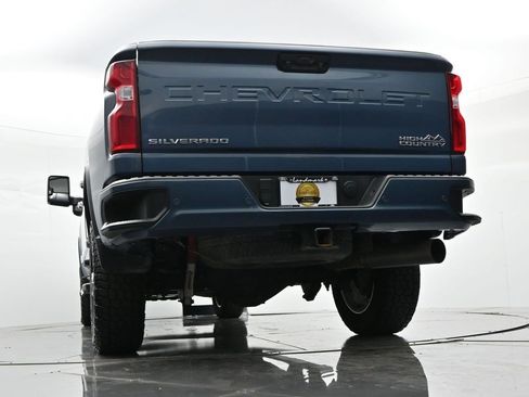 Used 2024 Chevrolet Silverado 3500 High Country w/ Z71 Off-Road Package AWD/4WD image 20