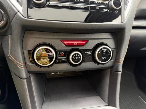 Used 2023 Subaru Crosstrek 2.0i Premium image 24