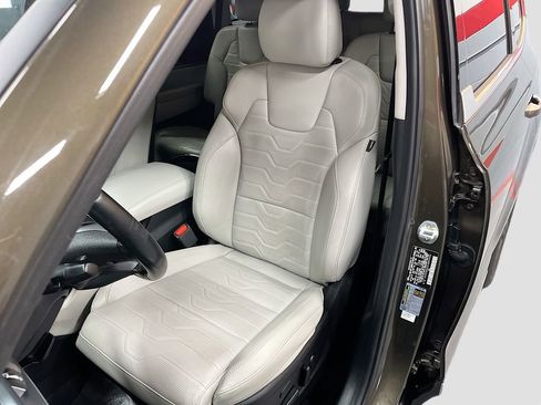 Used 2020 Kia Telluride SX w/ SX Prestige Package image 20