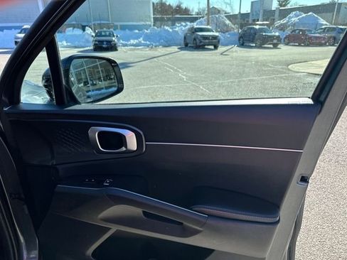 Used 2021 Kia Sorento S image 36
