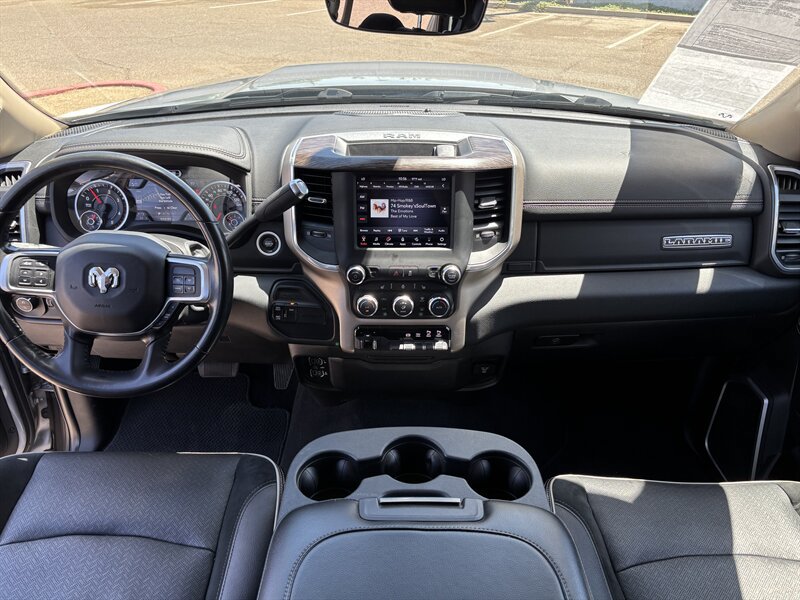 Used 2020 RAM 2500 Laramie AWD/4WD image 18