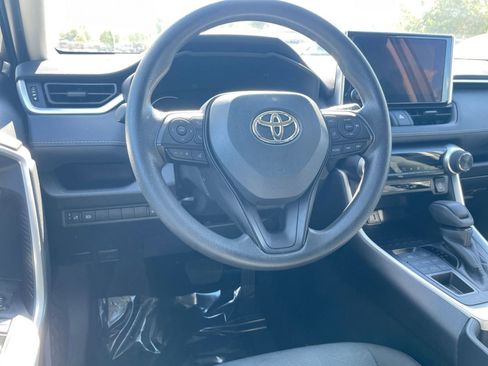 Used 2025 Toyota RAV4 XLE image 35