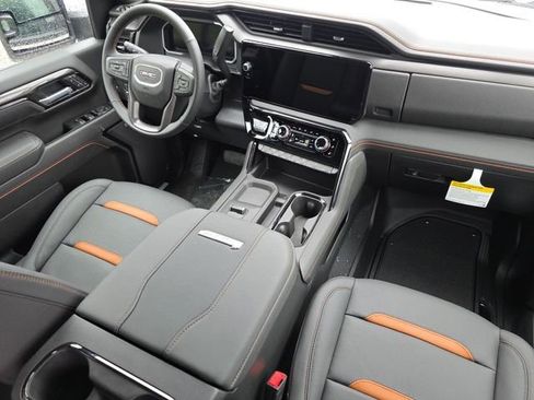 New 2026 GMC Sierra 2500 AT4 w/ AT4 Premium Plus Package AWD/4WD image 25