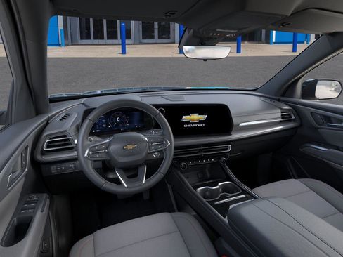 New 2026 Chevrolet Traverse LT image 15
