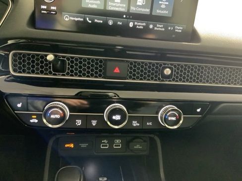 Used 2023 Honda Civic Touring image 21