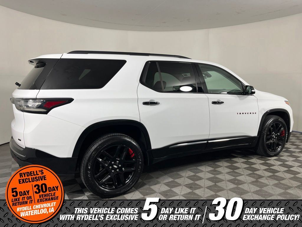 Used 2019 Chevrolet Traverse Premier w/ Redline Edition AWD/4WD image 3