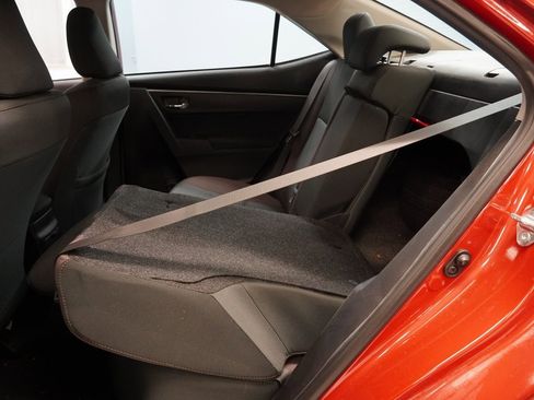 Used 2017 Toyota Corolla LE image 26