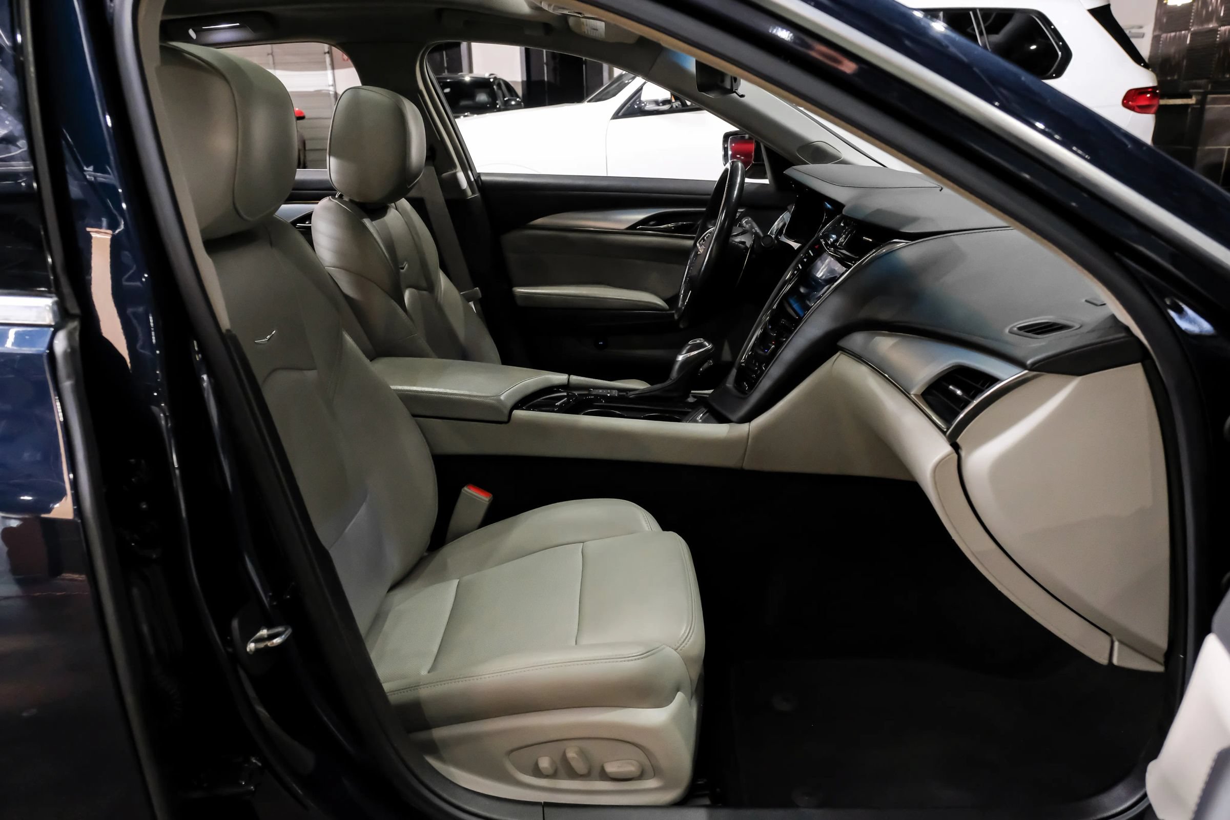 Used 2017 Cadillac CTS Luxury AWD/4WD image 38