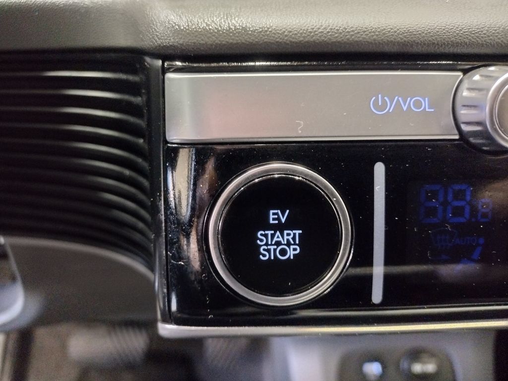 Certified 2024 Hyundai Ioniq 5 SE AWD/4WD image 30