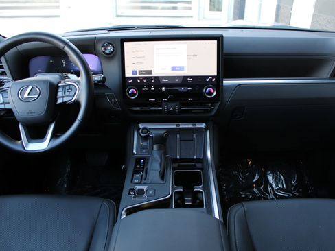 Used 2024 Lexus GX 550 GX 550 Premium+ image 23