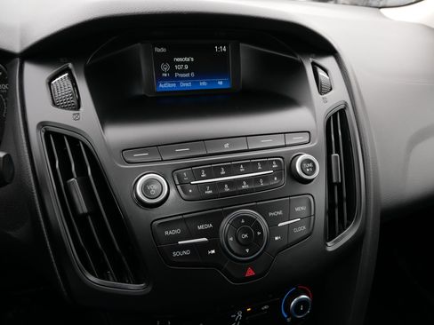 Used 2018 Ford Focus S image 22