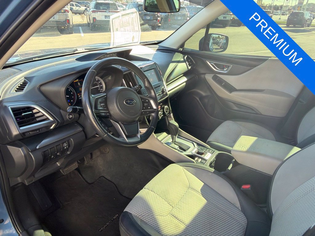 Used 2020 Subaru Forester Premium AWD/4WD image 14