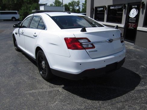 Used 2019 Ford Taurus Police Interceptor AWD image 3