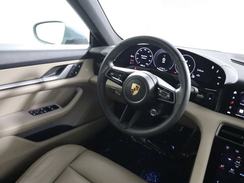 Certified 2025 Porsche Taycan image 12
