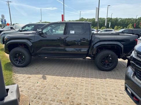 New 2026 Toyota Tacoma TRD Pro AWD/4WD image 9