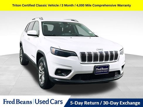 Used 2019 Jeep Cherokee Latitude Plus w/ Comfort/Convenience Group AWD/4WD image 1