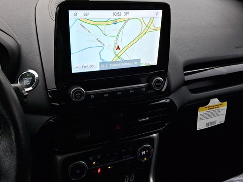 Certified 2022 Ford EcoSport Titanium image 23