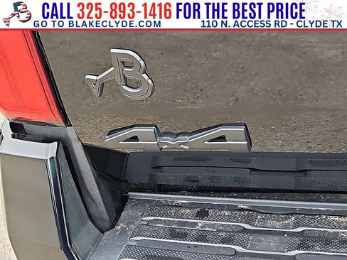 Used 2025 Toyota Tacoma SR5 AWD/4WD image 16